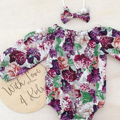 Ensemble barboteuse florale avec pantalon décoratif à nœud papillon