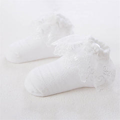Chaussettes à volants en dentelle pour bébé fille