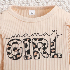 Conjunto de bebê estampado com letras de leopardo 3 peças da mamãe