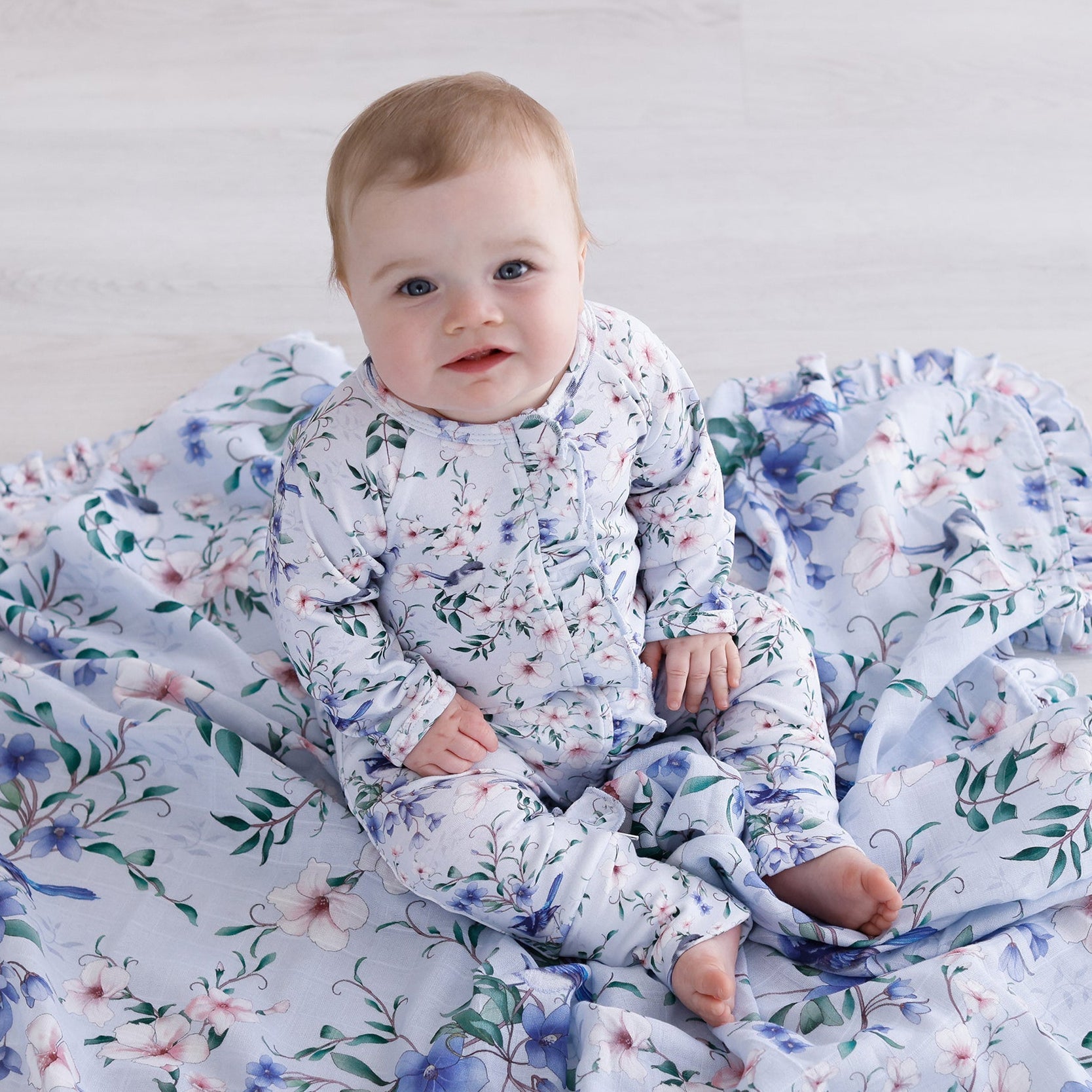 2PCS Pretty Floral Printed Long Sleeve Baby Jumpsuit Secondary image
