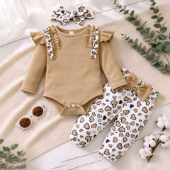 3PCS Winsome Heart Printed Long Sleeve Baby Set