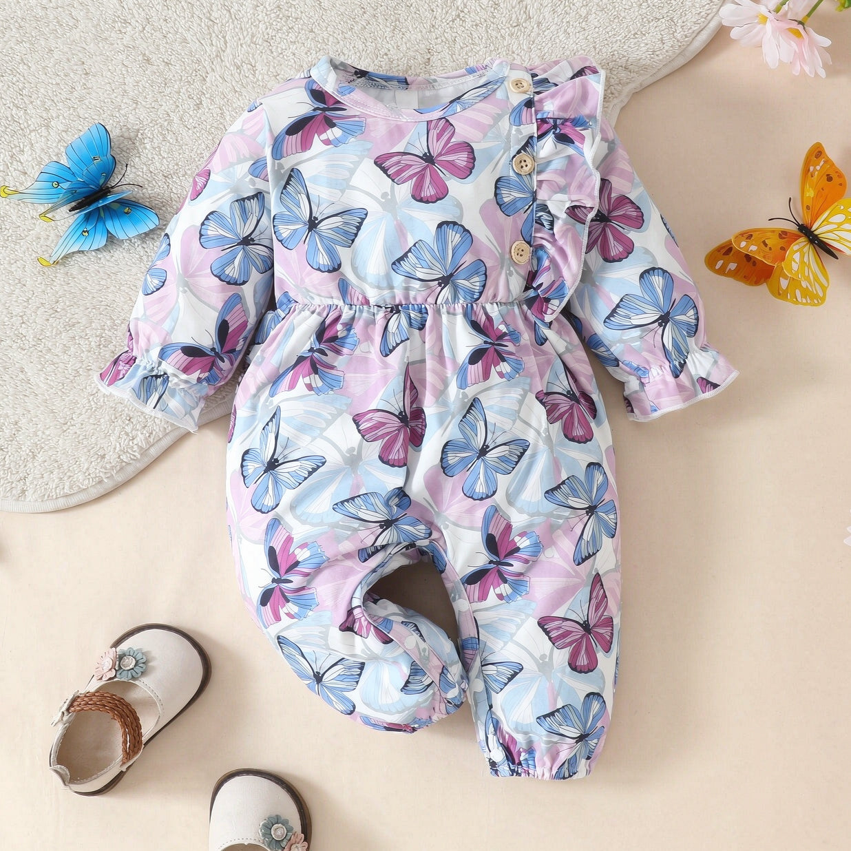Winsome Butterfly Print Long Sleeve Baby Jumpsuit