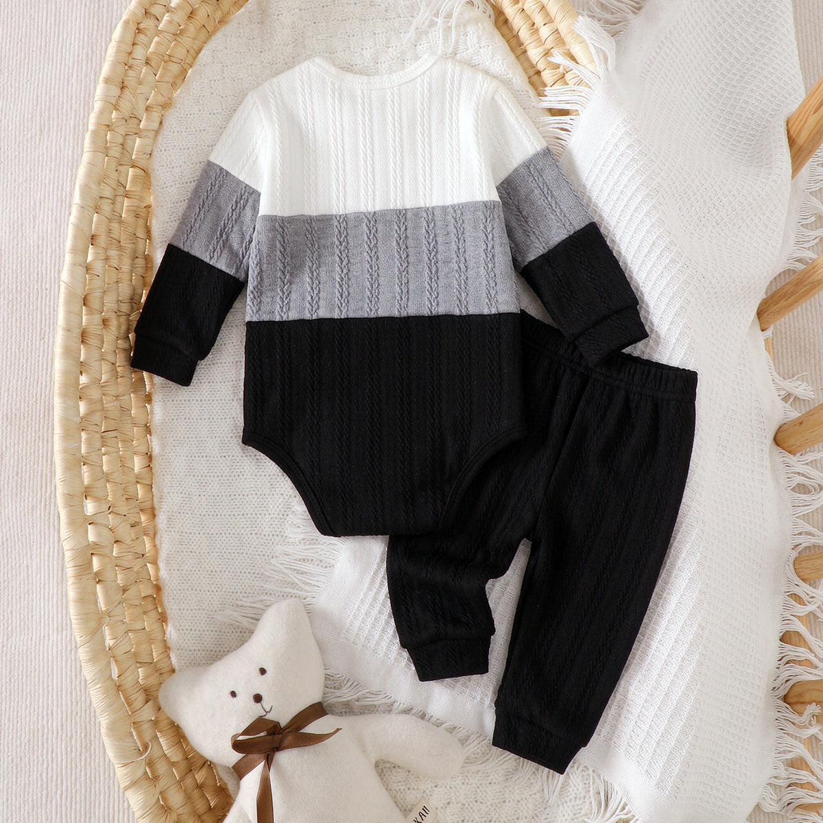2PCS Handsome Littleman Letter Color Block Long Sleeve Knit Baby Set