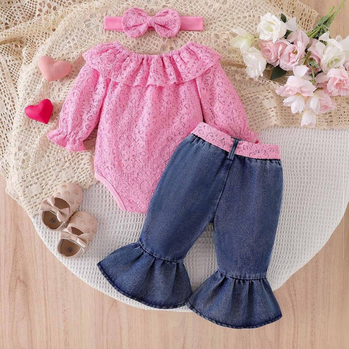 3PCS Chic Lace Top and Distressed Denim Bell-Bottom Baby Girl Set Imagem secundária do produto