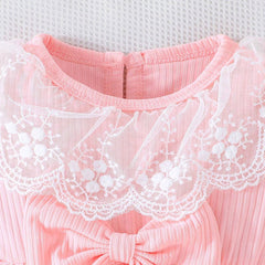 Sweet Solid Color Lace Paneled Bow Puff Sleeve Baby Jumpsuit