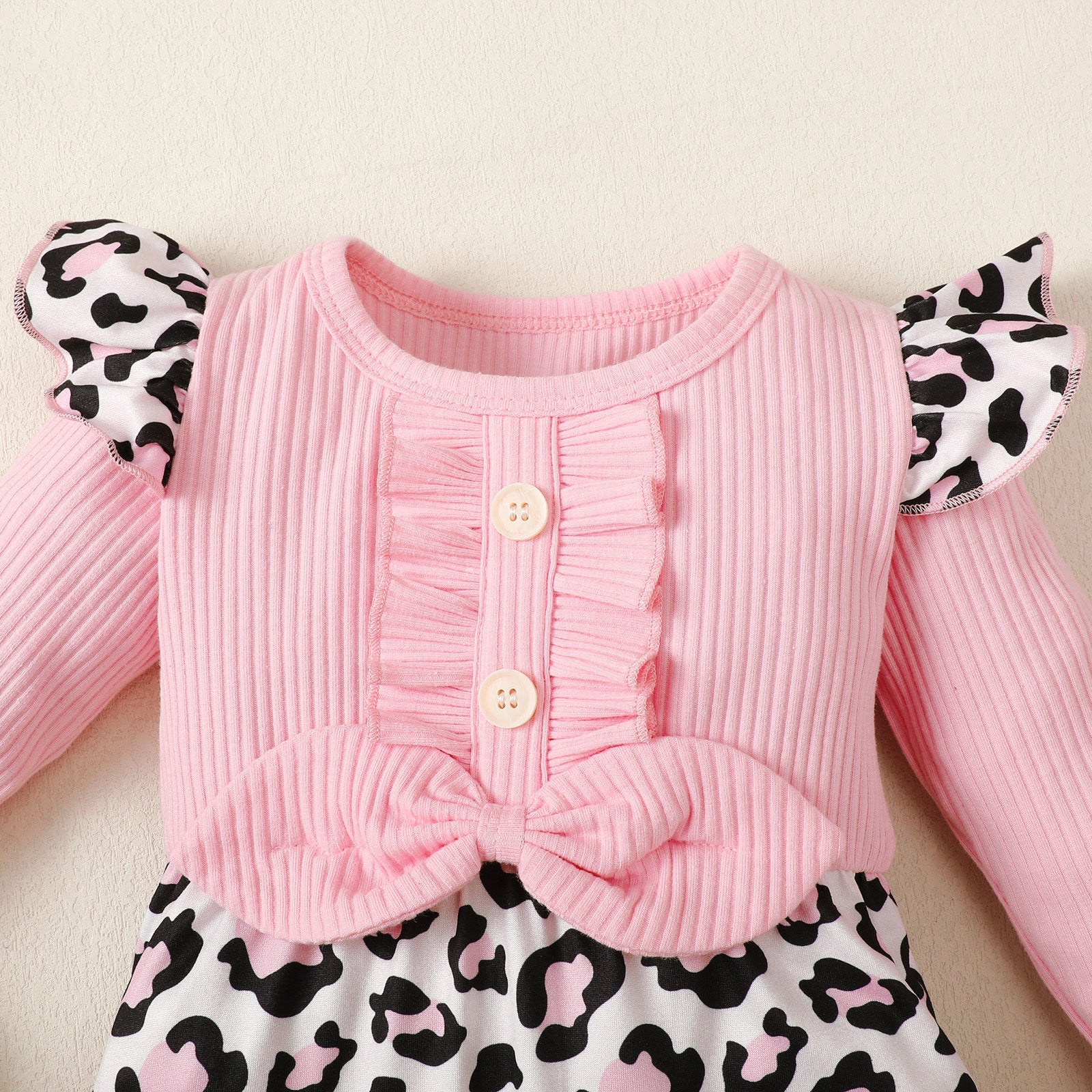 2PCS Sweet Leopard Printed Long Sleeve Baby Jumpsuit